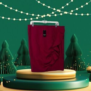 🎄NWT TORRID pencil skirt a ruffle - plus sized 1x torrid size 1